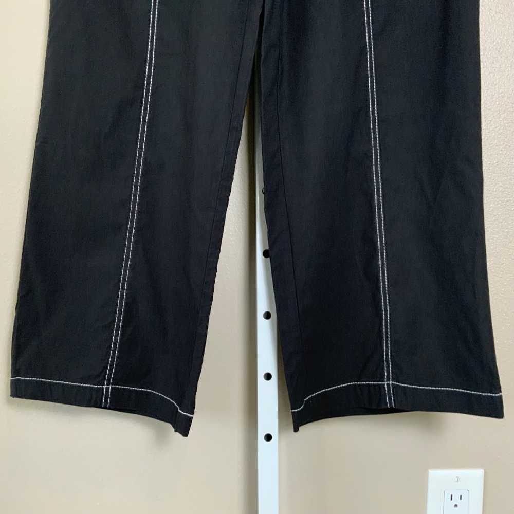 Nicole Miller Contrast Stitch Cropped Pants - Picture 8 of 16